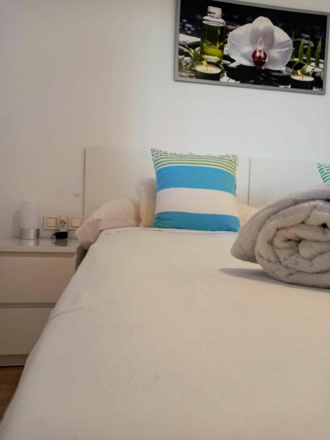 Atico Con Piscina Y Vistas Al Mar Habitat Litoral Apartman Málaga Kültér fotó