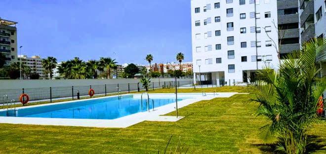 Atico Con Piscina Y Vistas Al Mar Habitat Litoral Apartman Málaga Kültér fotó
