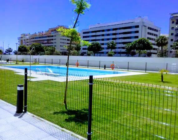 Atico Con Piscina Y Vistas Al Mar Habitat Litoral Apartman Málaga Kültér fotó