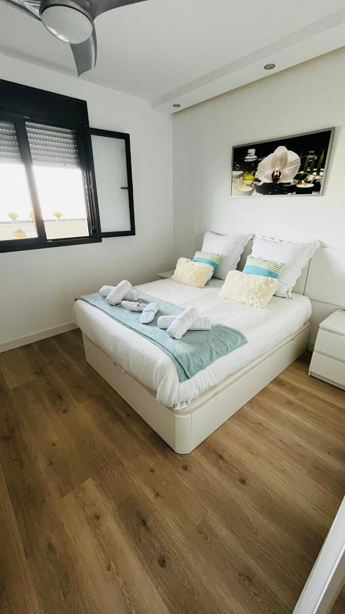 Atico Con Piscina Y Vistas Al Mar Habitat Litoral Apartman Málaga Kültér fotó